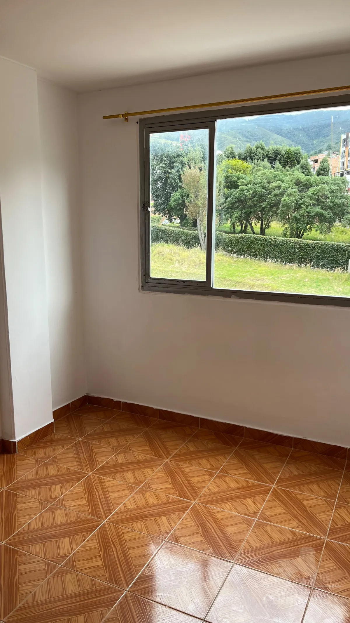 Apartamento en Afanador y Cadena