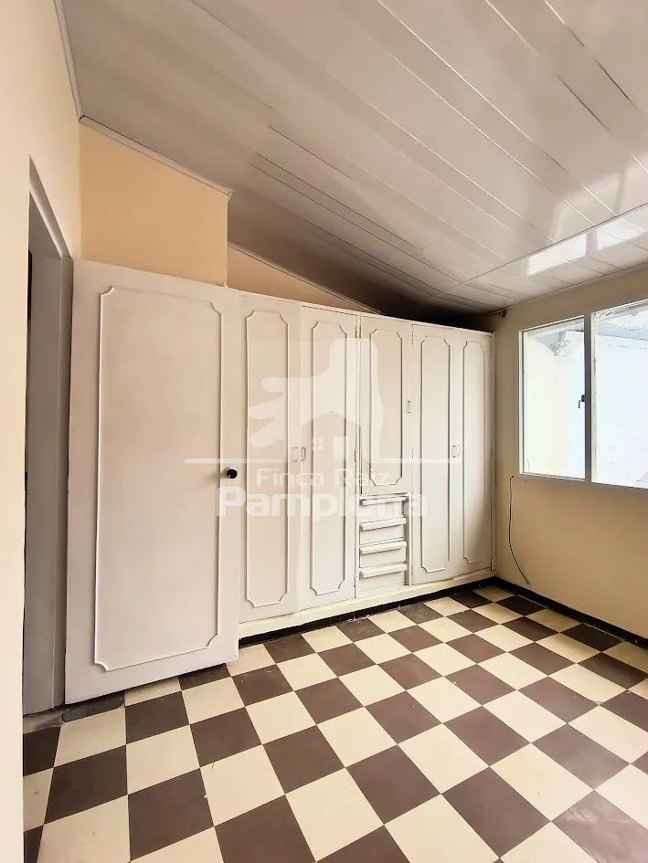 Estupenda casa en barrio residencial