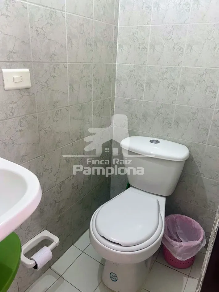 Linda casa con garaje en venta